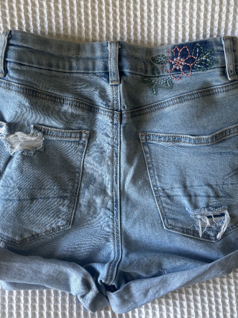 American Eagle Stretch Curvy Denim Mom Short